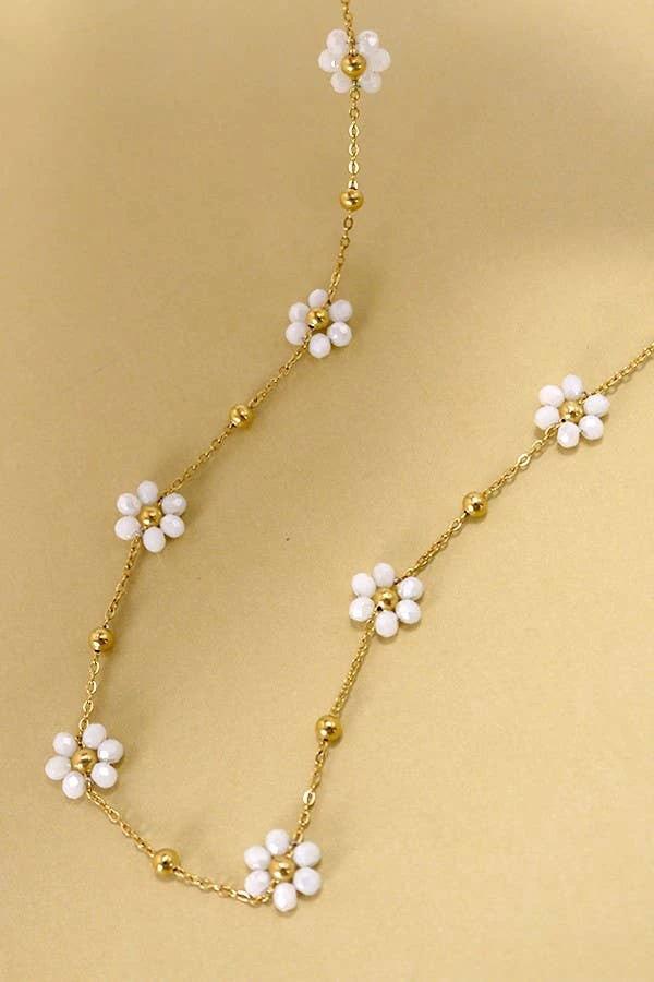 JOSSLYN by wall to wall - Daisy Beaded Flower Necklace by JOSSLYN by wall to wall