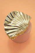 JOSSLYN by wall to wall - Gold Alloy Seashell Claw Hair Clip by JOSSLYN by wall to wall